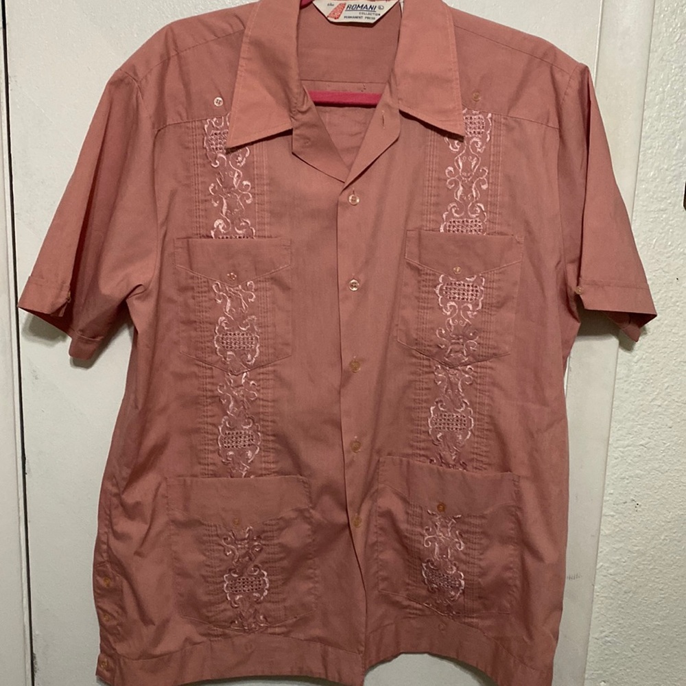 Romani GuayaberaRose colored